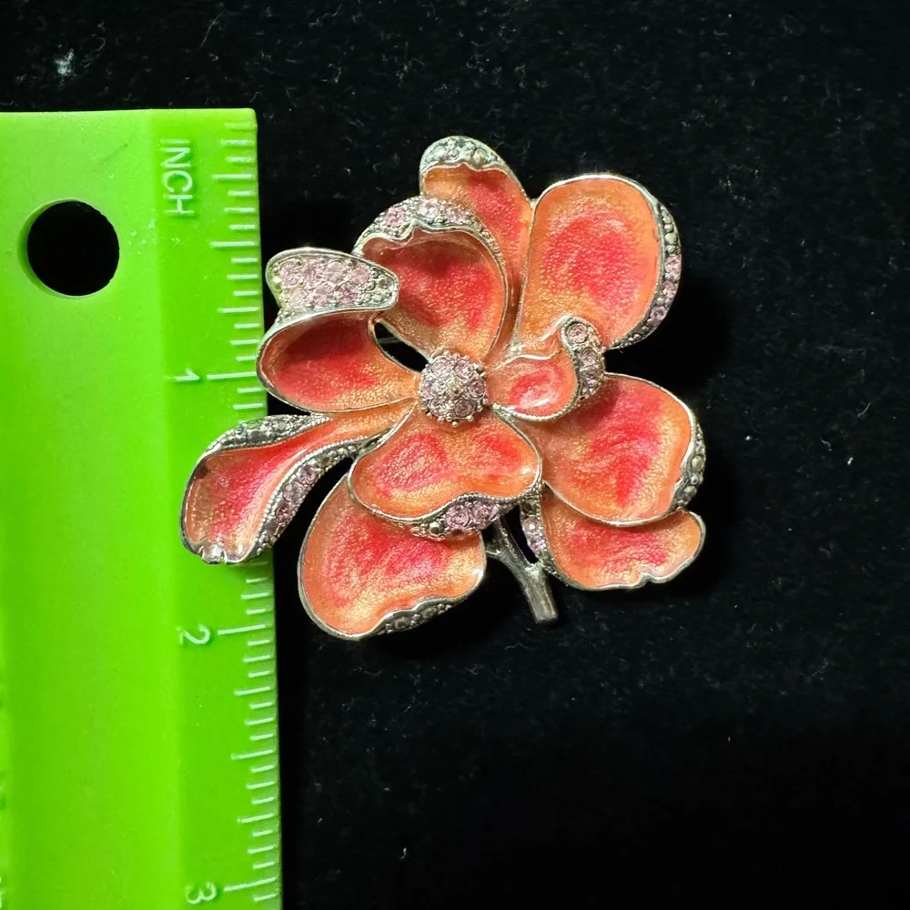 VTG Monet Orange And Pink Floral Brooch With Pink Rhinestones in Silver Setting - Picture 3 of 4